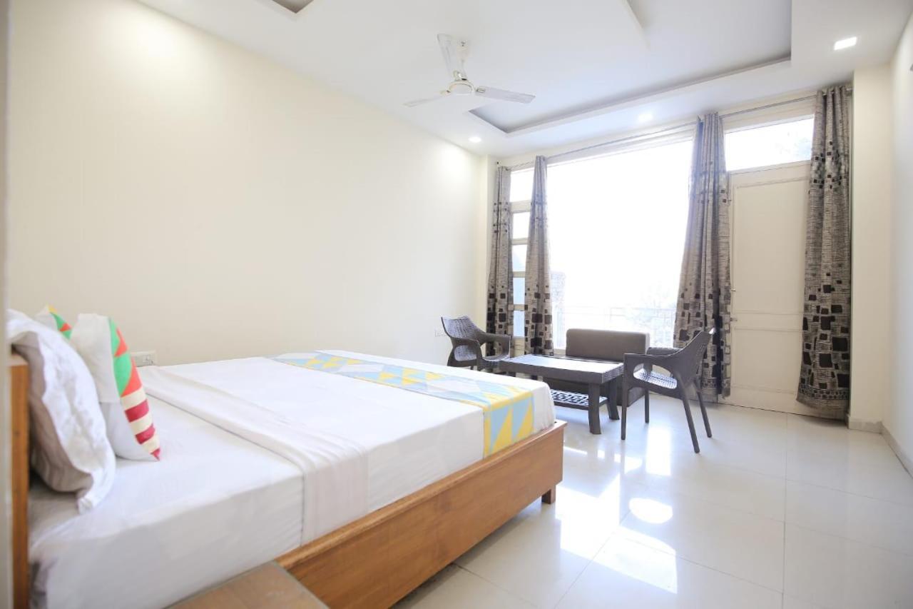 Sky Home Train View Kasauli Zewnętrze zdjęcie